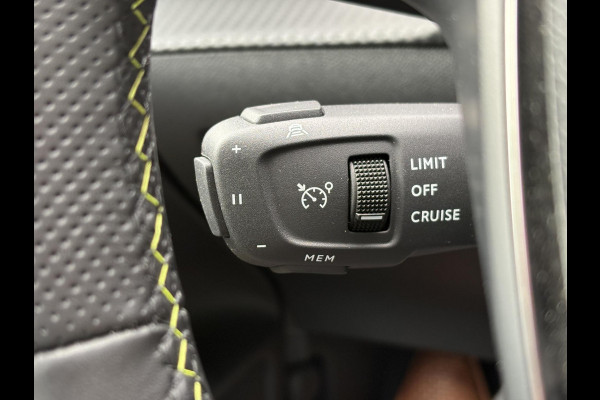 Peugeot e-208 EV GT 50 kWh | 99,3% SOH | 7800 KM | Stoelverwarming | Adaptive Cruise | Dodehoeksensoren | LM Winterset