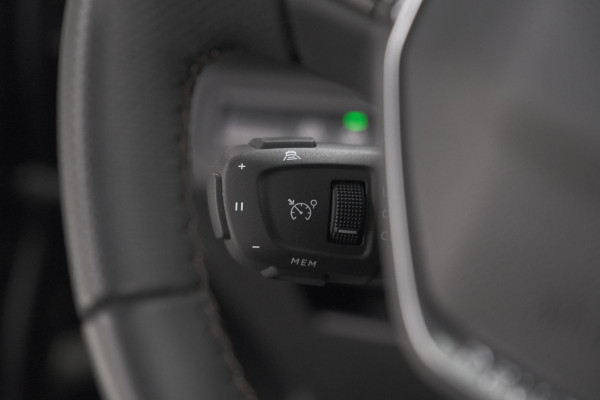 Peugeot 3008 1.6 HYbrid 225 GT | Panoramadak | Adaptieve Cruise Control | Dodehoekdetectie | Camera