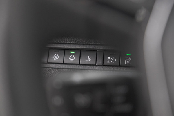 Peugeot 3008 1.6 HYbrid 225 GT | Panoramadak | Adaptieve Cruise Control | Dodehoekdetectie | Camera