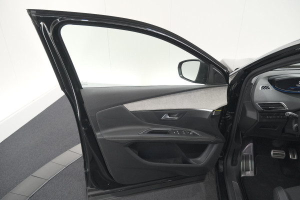Peugeot 3008 1.6 HYbrid 225 GT | Panoramadak | Adaptieve Cruise Control | Dodehoekdetectie | Camera