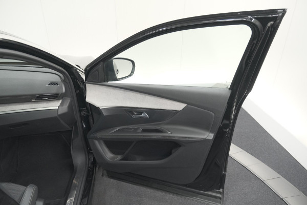 Peugeot 3008 1.6 HYbrid 225 GT | Panoramadak | Adaptieve Cruise Control | Dodehoekdetectie | Camera