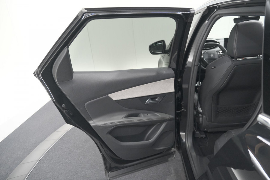 Peugeot 3008 1.6 HYbrid 225 GT | Panoramadak | Adaptieve Cruise Control | Dodehoekdetectie | Camera
