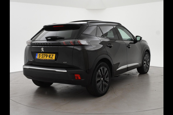 Peugeot e-2008 EV GT 50 kWh 3-FASE + ADAPTIVE CRUISE | PANORAMA | STOELVERW. | 18 INCH | 92% SOH | LEDER/ALCANTARA