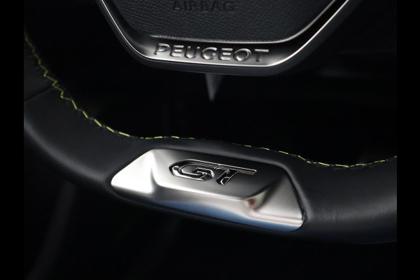 Peugeot e-2008 EV GT 50 kWh 3-FASE + ADAPTIVE CRUISE | PANORAMA | STOELVERW. | 18 INCH | 92% SOH | LEDER/ALCANTARA