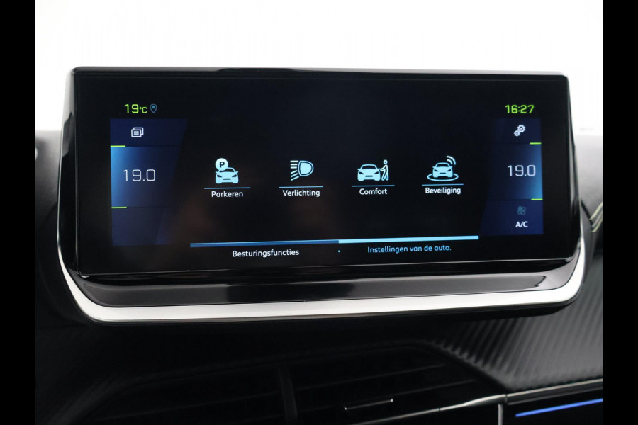 Peugeot e-2008 EV GT 50 kWh 3-FASE + ADAPTIVE CRUISE | PANORAMA | STOELVERW. | 18 INCH | 92% SOH | LEDER/ALCANTARA