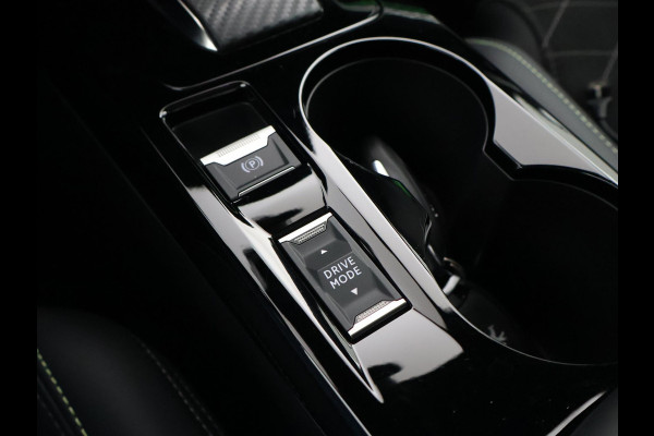 Peugeot e-2008 EV GT 50 kWh 3-FASE + ADAPTIVE CRUISE | PANORAMA | STOELVERW. | 18 INCH | 92% SOH | LEDER/ALCANTARA