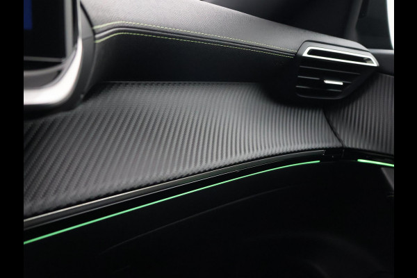 Peugeot e-2008 EV GT 50 kWh 3-FASE + ADAPTIVE CRUISE | PANORAMA | STOELVERW. | 18 INCH | 92% SOH | LEDER/ALCANTARA