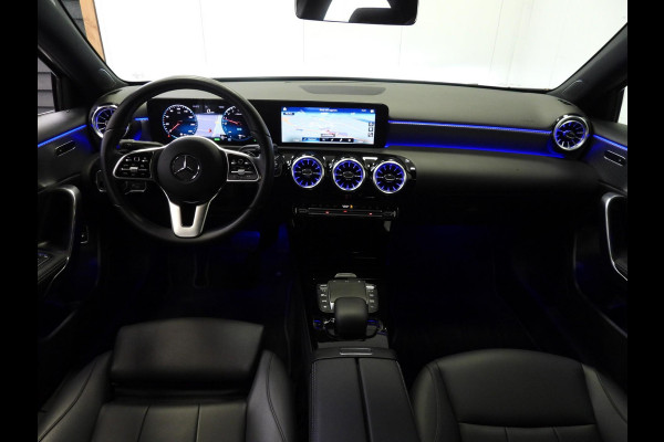 Mercedes-Benz A-Klasse A250e Luxury Limited MAT GRIJS/LEER/SFEER/TREKH./17"LMV!