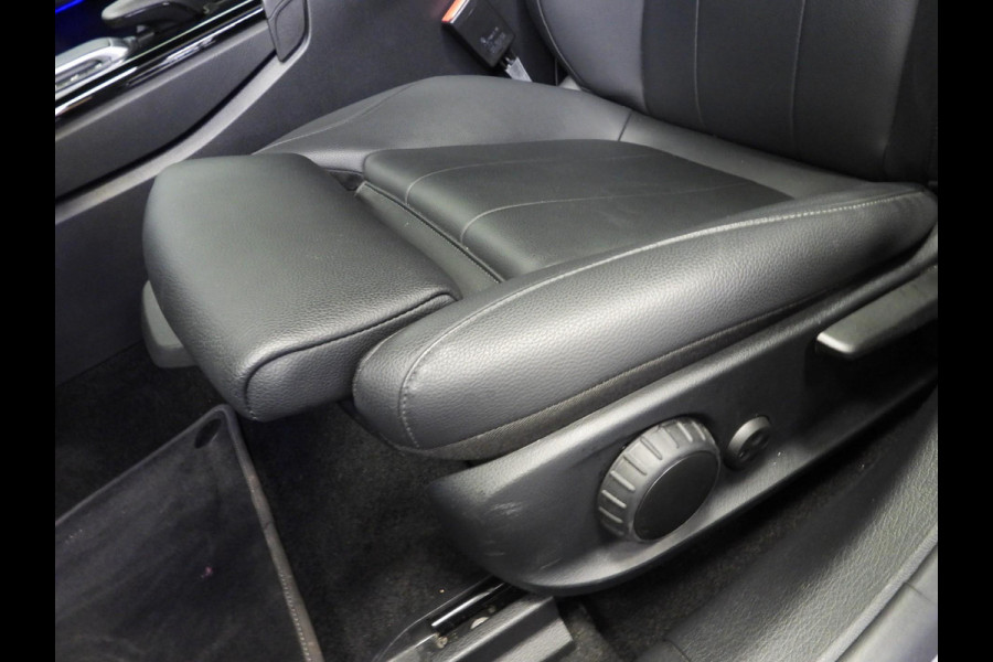 Mercedes-Benz A-Klasse A250e Luxury Limited MAT GRIJS/LEER/SFEER/TREKH./17"LMV!