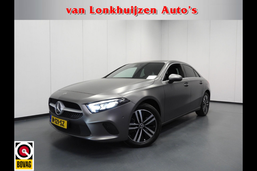 Mercedes-Benz A-Klasse A250e Luxury Limited MAT GRIJS/LEER/SFEER/TREKH./17"LMV!