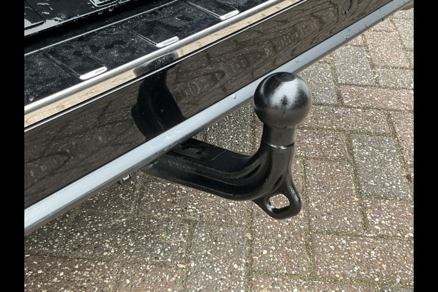 Mercedes-Benz V-Klasse 250d Extra Lang DC AMG Edition Burmester Trekhaak Stoelverw.
