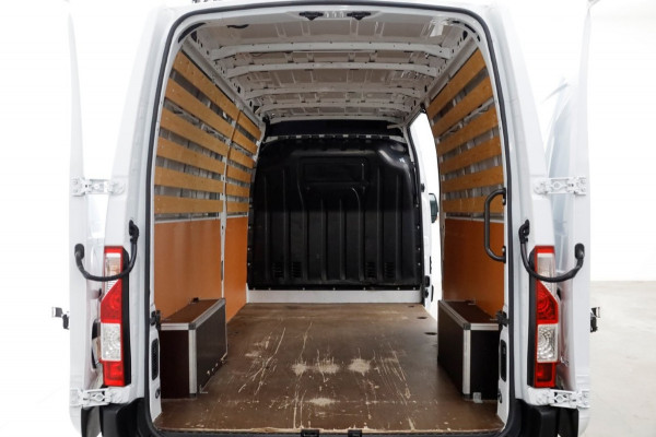 Renault Master T35 2.3 dCi 135pk L3H2 Comfort Airco/Navi/Camera 02-2021