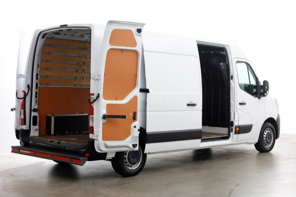 Renault Master T35 2.3 dCi 135pk L3H2 Comfort Airco/Navi/Camera 02-2021
