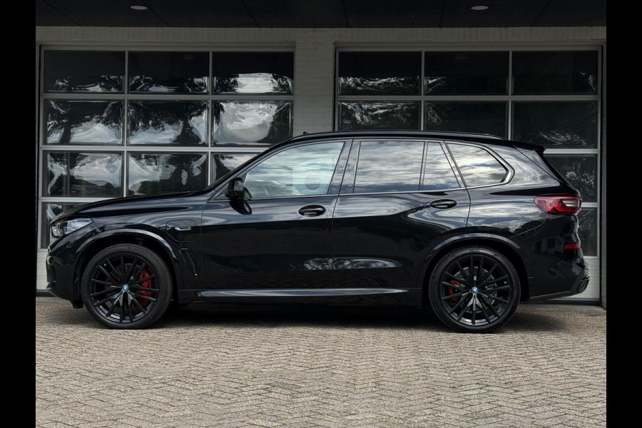 BMW X5 xDrive45e M SPORT | LASER | STOELMASSAGE | STOELVENTILATIE | PANORAMA | SOFT CLOSE | DRIVING ASS. PROFF | HEAD UP |