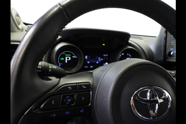 Toyota Yaris 1.5 Hybrid 115 Style NAVI/CAMERA/CLIMA/LED/JBL/16"LMV!