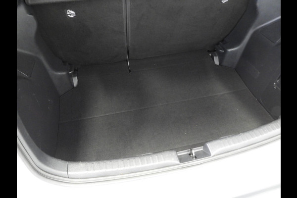 Toyota Yaris 1.5 Hybrid 115 Style NAVI/CAMERA/CLIMA/LED/JBL/16"LMV!