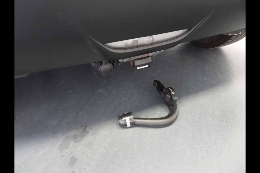 Toyota Yaris 1.5 Hybrid 115 Style NAVI/CAMERA/CLIMA/LED/JBL/16"LMV!
