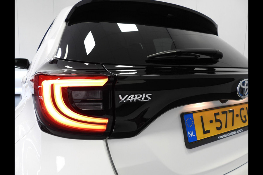 Toyota Yaris 1.5 Hybrid 115 Style NAVI/CAMERA/CLIMA/LED/JBL/16"LMV!