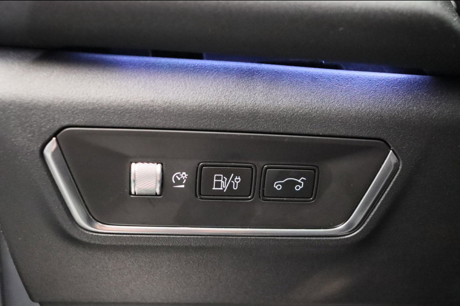 Lynk & Co 01 1.5 261PK Plug-in Hybrid *TREKHAAK* Pano/dak Apple/Carplay Adaptive/Cruise