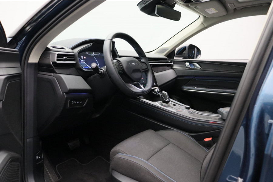Lynk & Co 01 1.5 261PK Plug-in Hybrid *TREKHAAK* Pano/dak Apple/Carplay Adaptive/Cruise