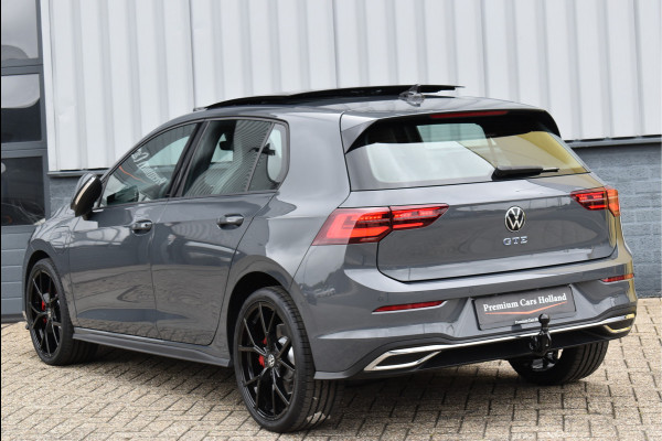 Volkswagen Golf 1.4 eHybrid GTE 245 Pk Vol Leder Pano IQ Light ACC Trekhaak 19 Inch