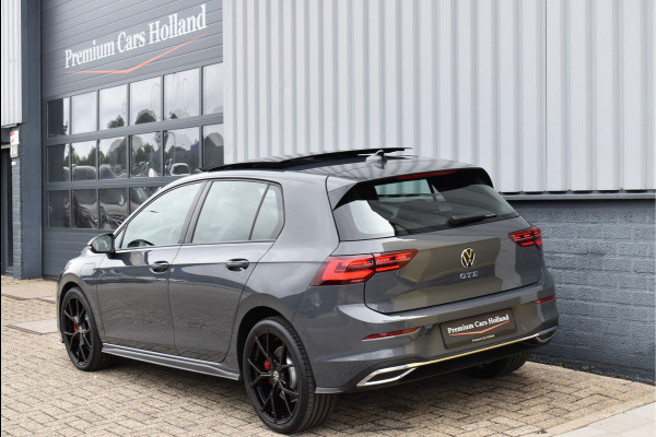Volkswagen Golf 1.4 eHybrid GTE 245 Pk Vol Leder Pano IQ Light ACC Trekhaak 19 Inch