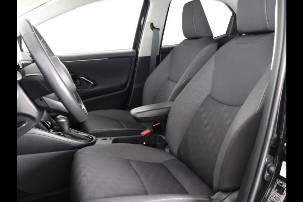 Toyota Yaris 1.5 Hybrid 115 Dynamic Luxury | Apple Carplay & AndroidAUTO | Stuur-& Stoelverwarming | Privacy Glass |