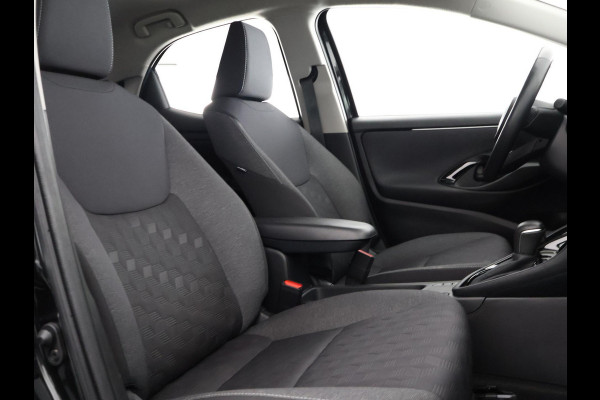 Toyota Yaris 1.5 Hybrid 115 Dynamic Luxury | Apple Carplay & AndroidAUTO | Stuur-& Stoelverwarming | Privacy Glass |