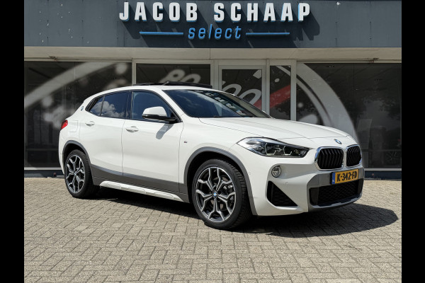 BMW X2 SDrive20i High Executive / Automaat / 19'' LM / Camera / Trekhaak (1.800KG) / M pakket /