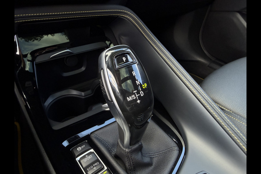 BMW X2 SDrive20i High Executive / Automaat / 19'' LM / Camera / Trekhaak (1.800KG) / M pakket /