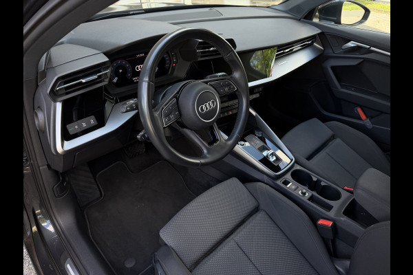 Audi A3 Sportback 35 1.4 TFSI Advanced edition / Automaat / Camera / Trekhaak(1.500KG) / Carplay / LED / 17'' LM /