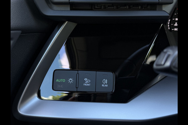 Audi A3 Sportback 35 1.4 TFSI Advanced edition / Automaat / Camera / Trekhaak(1.500KG) / Carplay / LED / 17'' LM /