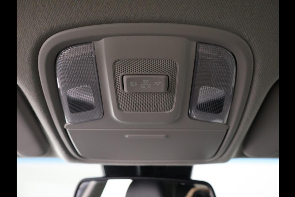 Kia e-Niro EXECUTIVE 64kWh 3 FASE ACCU SOH100% GARANTIE 2031* STOEL & STUUR VERWARMING. NAVIGATIE . PDC V+A