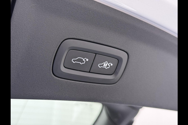 Polestar 2 Long Range Single Motor 78 kWh VAN: 28.900,- VOOR: 26.877,- UW WKVOORDEEL: 2.023,- | SOH 95% | ELEK. STOEL MET MEMORY| DODE HOEK SENSOR| STOELVERWARMING| ELEK. ACHTERKLEP| 360 CAMERA| ADAPTIVE CRUISE CONTROL