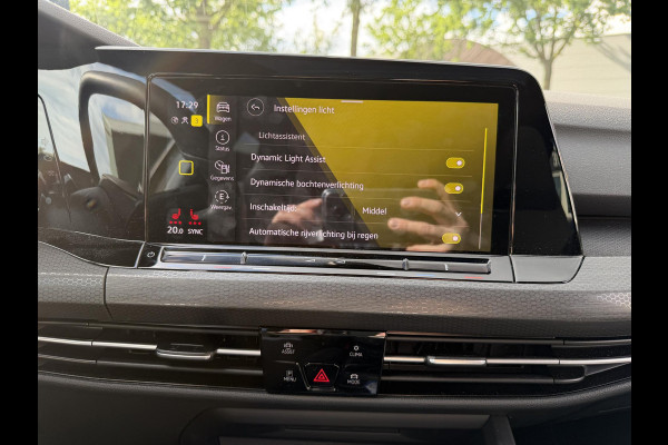 Volkswagen Golf 1.4 eHybrid GTE PHEV 245PK | 32.000 KM! | PANO | HEAD-UP DISPLAY | KEYLESS | IQ LED MATRIX | WINTERPAKKET | CAMERA | ADAPTIEVE CRUISE CONTROL | DODEHOEKDETECTIE | ALL SEASONS | FULL OPTIONS | RIJKLAAR + 12 MND BOVAG GARANTIE