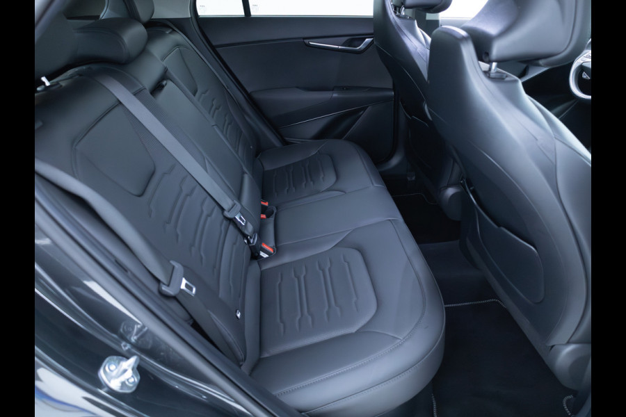 Kia Niro 1.6 GDi Hybrid DynamicPlusLine | Headup | Schuif- kanteldak | Trekhaak | Stoel- & stuurverw. | Camera | App. connect, Adaptieve cruise, Navigatie, Elec. achterklep