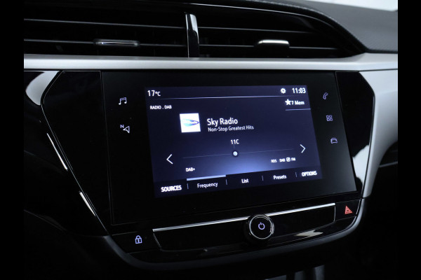 Opel Corsa 1.2 Edition Sport (APPLE CARPLAY,NAVI,CRUISE,LANE ASSIST,BLACK EDITION,SPORTSTOELEN,LM VELGEN,NETTE STAAT)