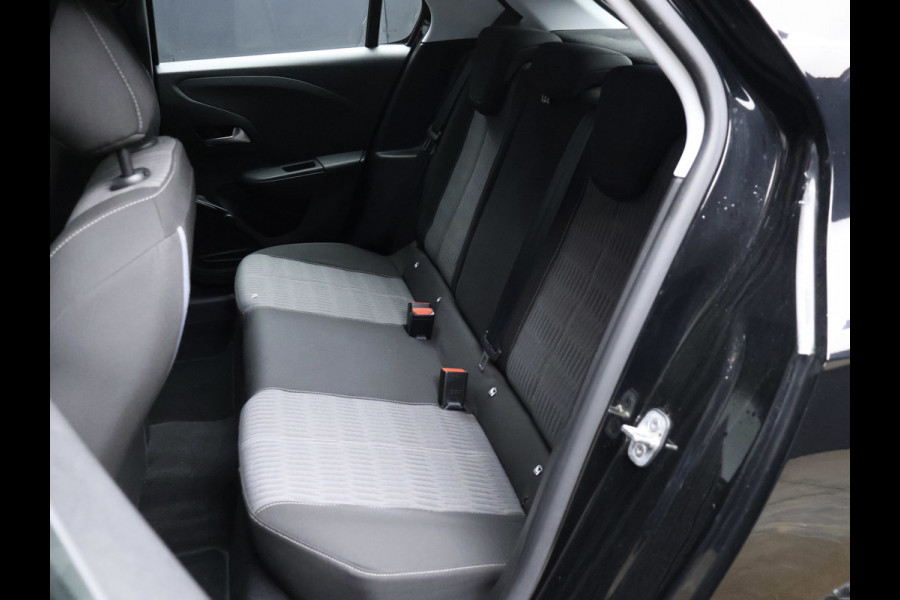Opel Corsa 1.2 Edition Sport (APPLE CARPLAY,NAVI,CRUISE,LANE ASSIST,BLACK EDITION,SPORTSTOELEN,LM VELGEN,NETTE STAAT)