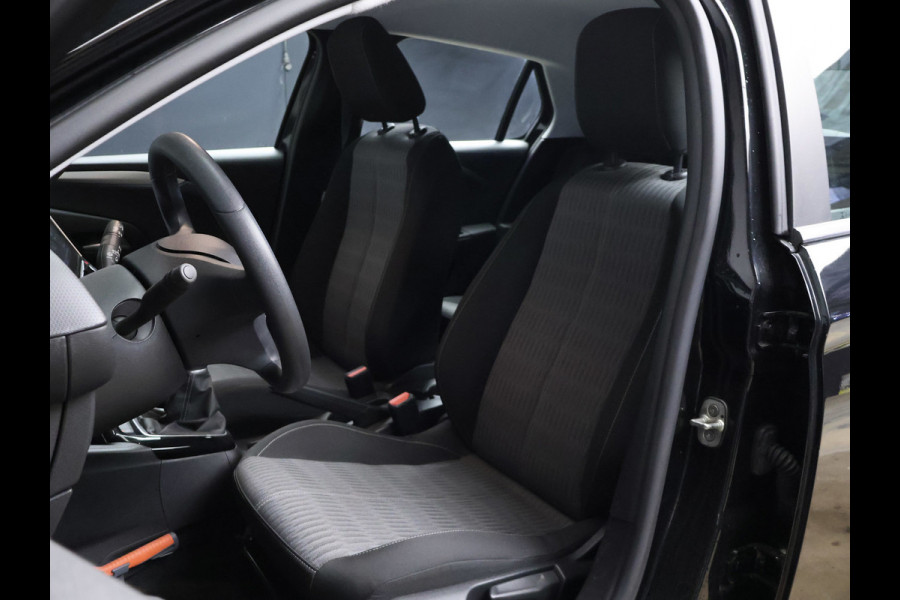 Opel Corsa 1.2 Edition Sport (APPLE CARPLAY,NAVI,CRUISE,LANE ASSIST,BLACK EDITION,SPORTSTOELEN,LM VELGEN,NETTE STAAT)