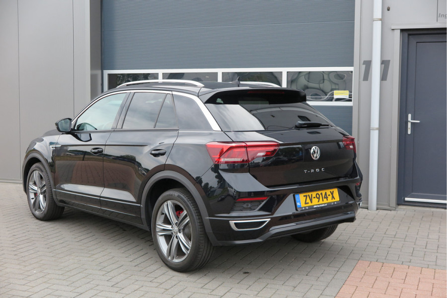 Volkswagen T-Roc 1.5 TSI 150pk DSG Sport Business R-Line , Pano , Virtual , Xenon, Leder, Navi , Carplay , LMV, PDC, Camera etc. etc