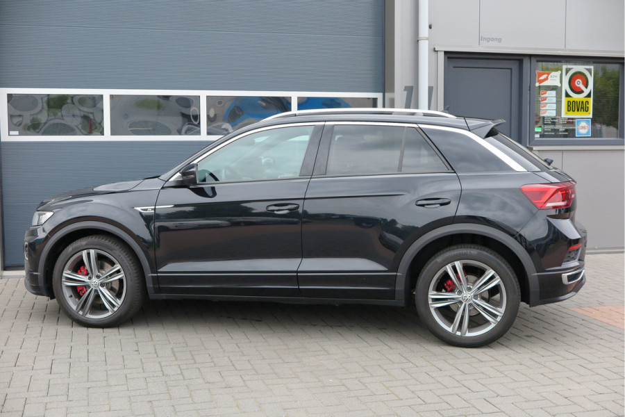 Volkswagen T-Roc 1.5 TSI 150pk DSG Sport Business R-Line , Pano , Virtual , Xenon, Leder, Navi , Carplay , LMV, PDC, Camera etc. etc