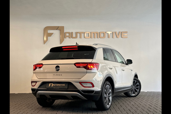 Volkswagen T-Roc 1.5 TSI R-Line Keyless|Sfeer|IQ|Camera|Lane