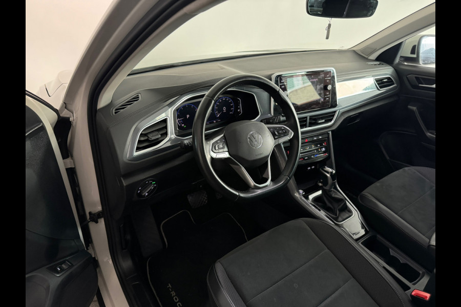 Volkswagen T-Roc 1.5 TSI R-Line Keyless|Sfeer|IQ|Camera|Lane