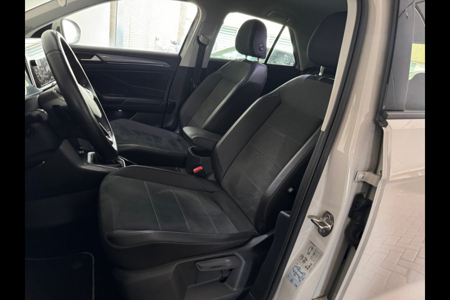 Volkswagen T-Roc 1.5 TSI R-Line Keyless|Sfeer|IQ|Camera|Lane