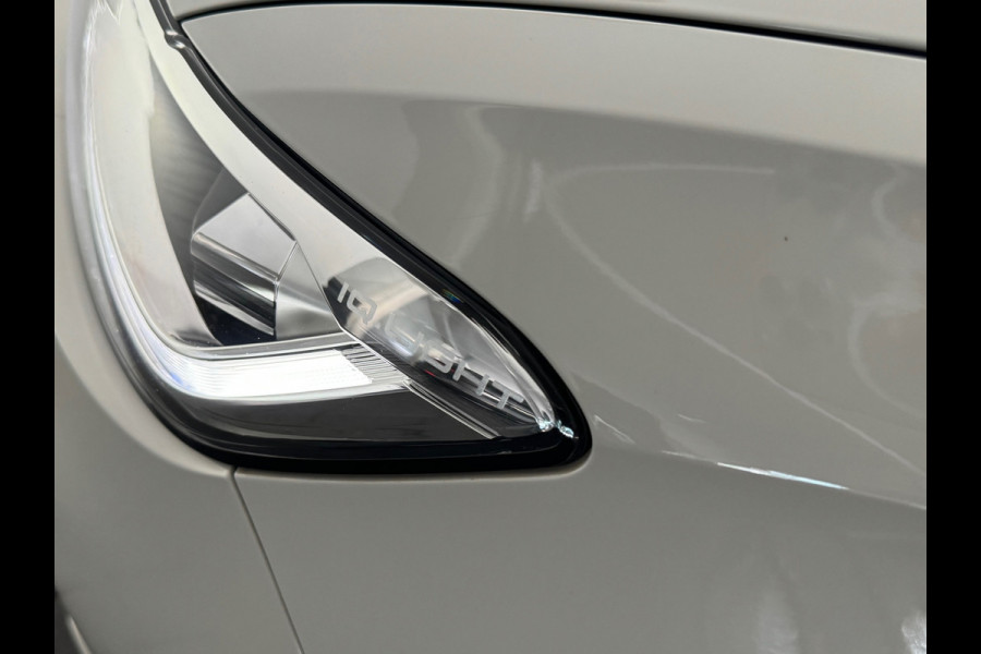 Volkswagen T-Roc 1.5 TSI R-Line Keyless|Sfeer|IQ|Camera|Lane
