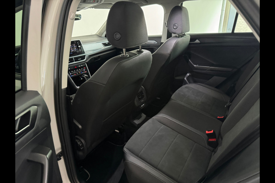 Volkswagen T-Roc 1.5 TSI R-Line Keyless|Sfeer|IQ|Camera|Lane