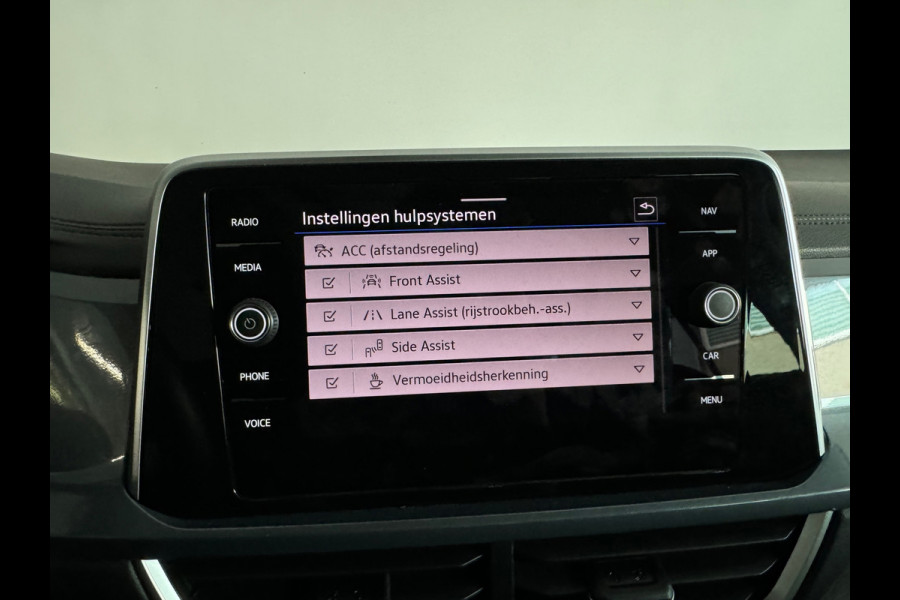 Volkswagen T-Roc 1.5 TSI R-Line Keyless|Sfeer|IQ|Camera|Lane