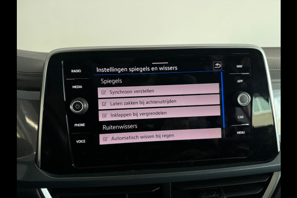 Volkswagen T-Roc 1.5 TSI R-Line Keyless|Sfeer|IQ|Camera|Lane
