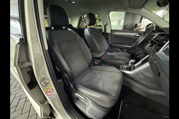 Volkswagen T-Roc 1.5 TSI R-Line Keyless|Sfeer|IQ|Camera|Lane