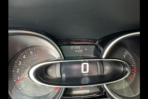 Renault Clio Estate 0.9 TCe Limited Navi|Carplay|Keyless|DAB|Cruise